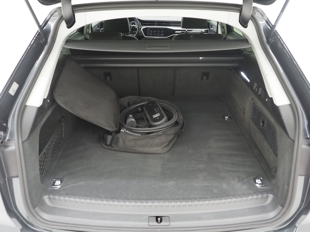 Audi A6 Avant 50 TFSI e quattro 36