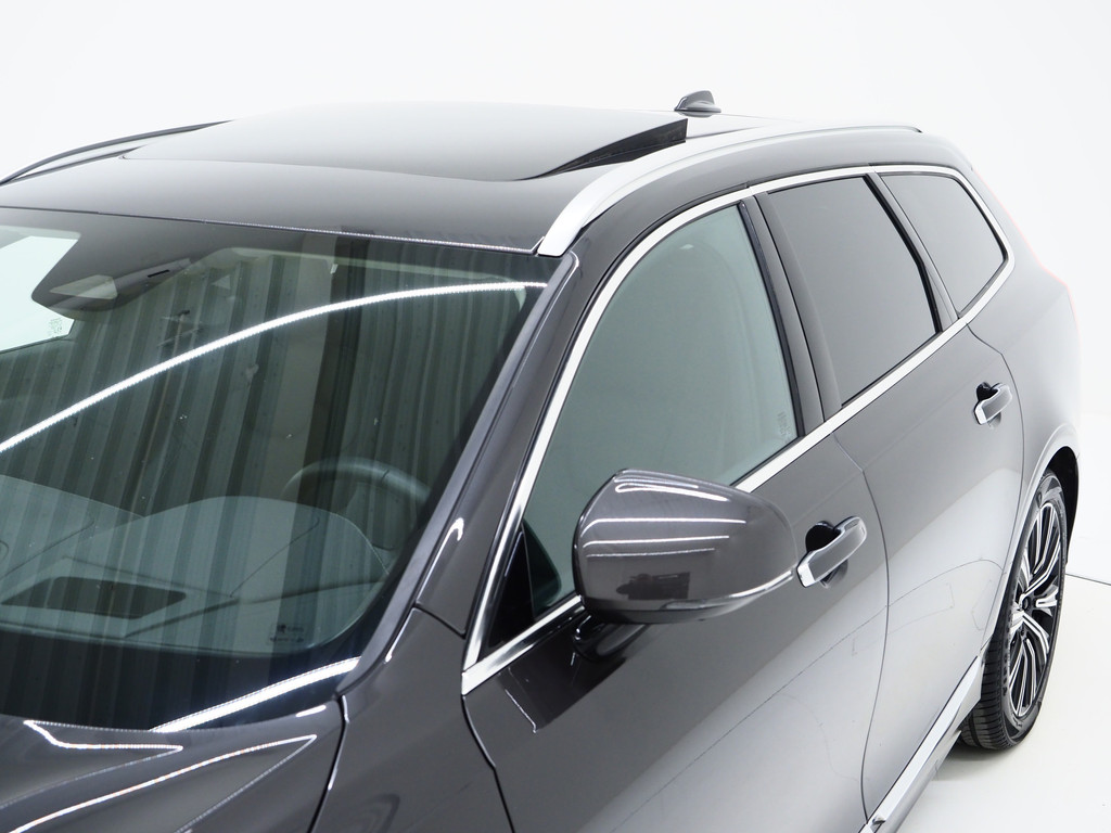 Volvo V90 2.0 T8 Recharge AWD Inscription Long Range 12