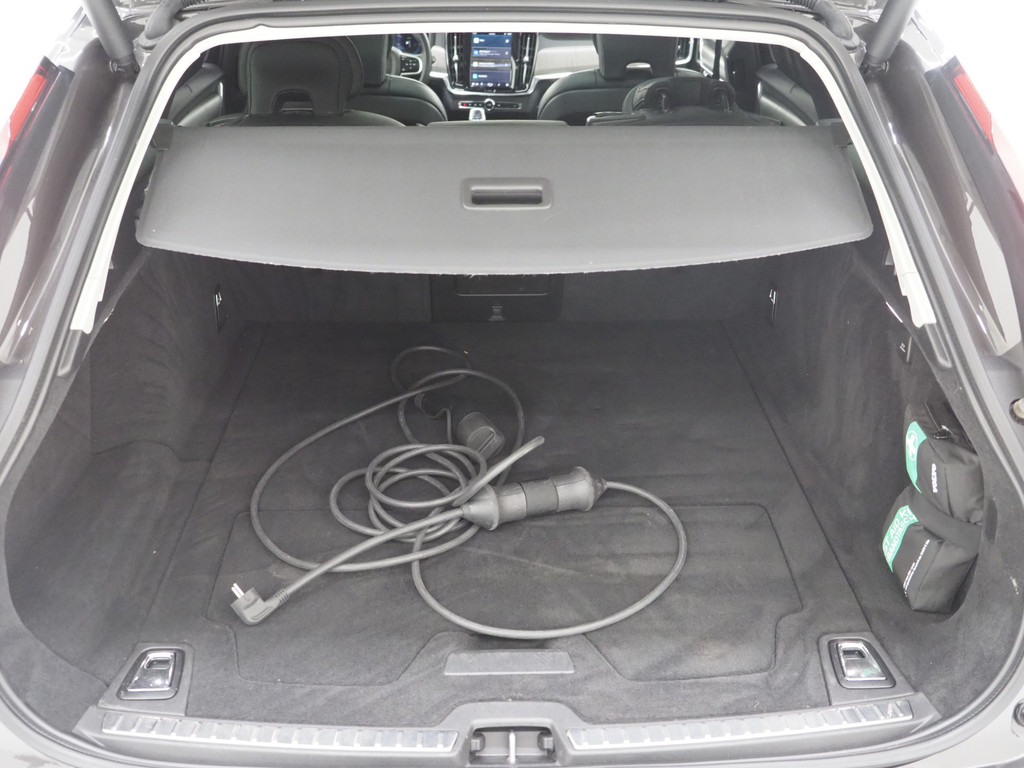 Volvo V90 2.0 T8 Recharge AWD Inscription Long Range 74