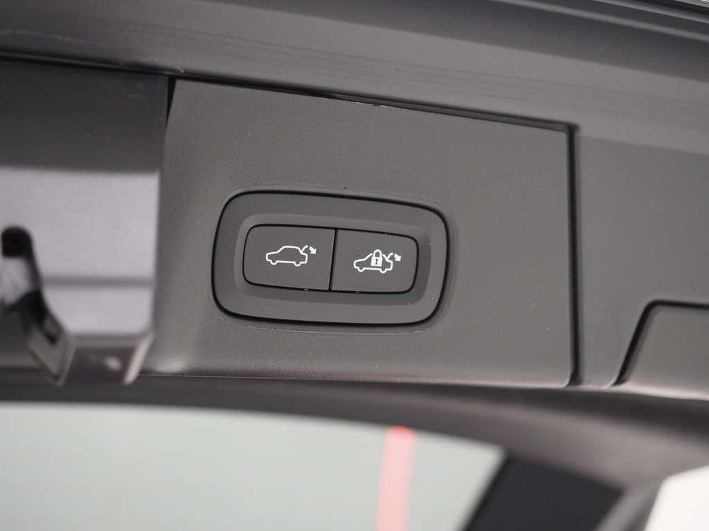 Volvo V90 2.0 T8 Recharge AWD Inscription Long Range 75