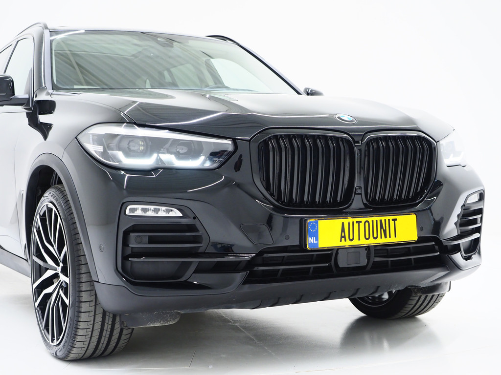 BMW X5 xDrive45e Full Black 12