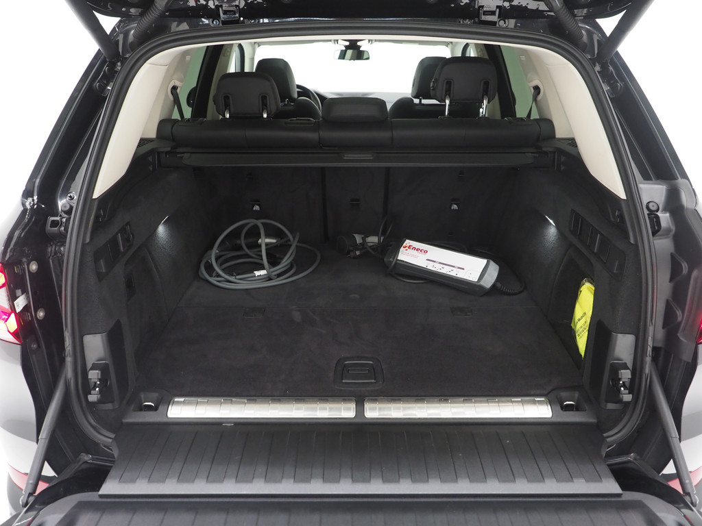 BMW X5 xDrive45e Full Black 77