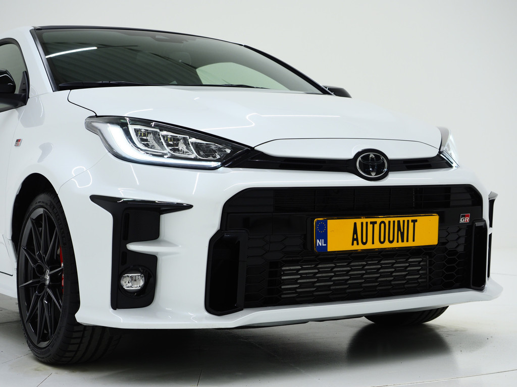 Toyota Yaris 1.6 GR Performance 11