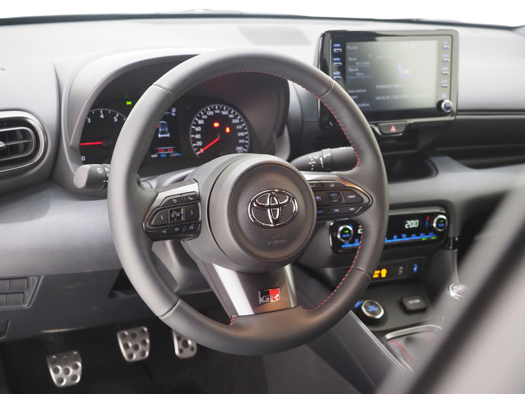 Toyota Yaris 1.6 GR Performance 17