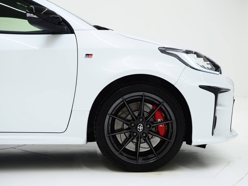 Toyota Yaris 1.6 GR Performance 9