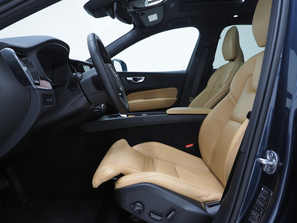 Volvo XC60 2.0 T6 Recharge AWD Ultimate Long Range 17