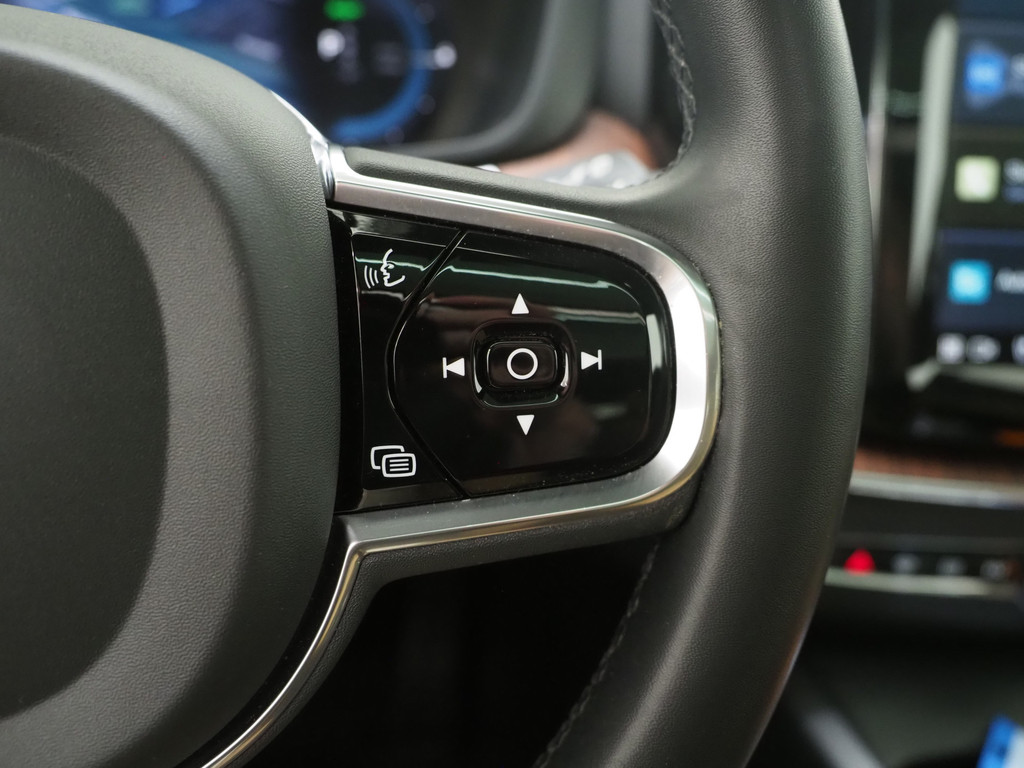 Volvo XC60 2.0 T6 Recharge AWD Ultimate Long Range 24