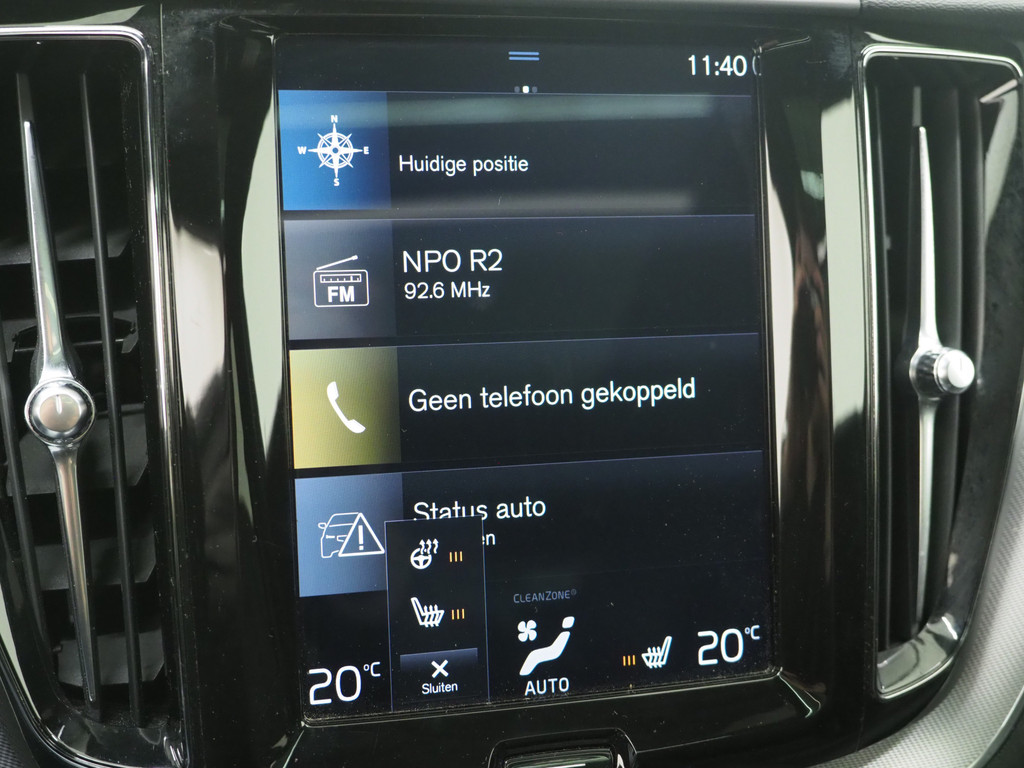 Volvo XC60 2.0 T8 Twin Engine AWD R-Design 28