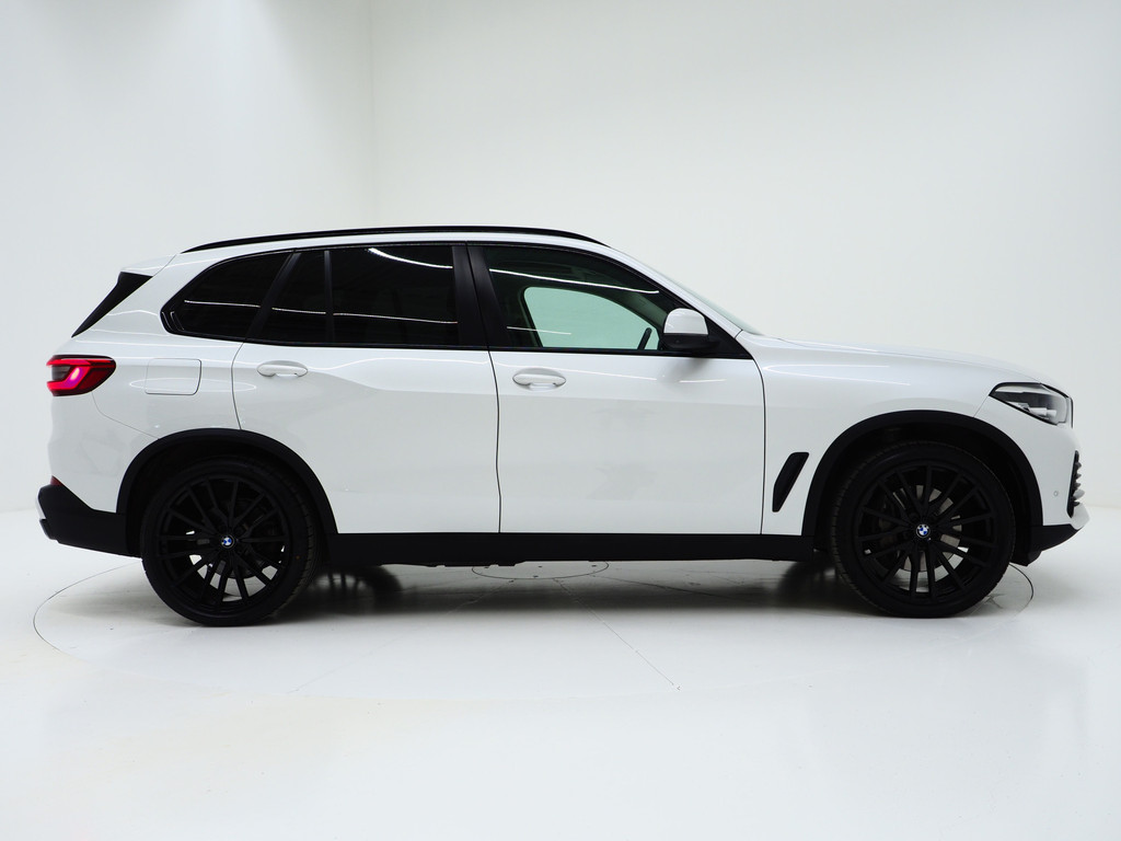 BMW X5 xDrive45e Full Black 10