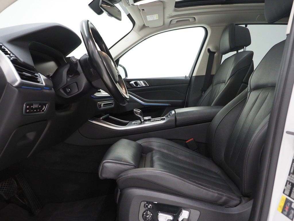 BMW X5 xDrive45e Full Black 16