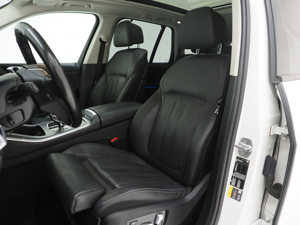 BMW X5 xDrive45e Full Black 3