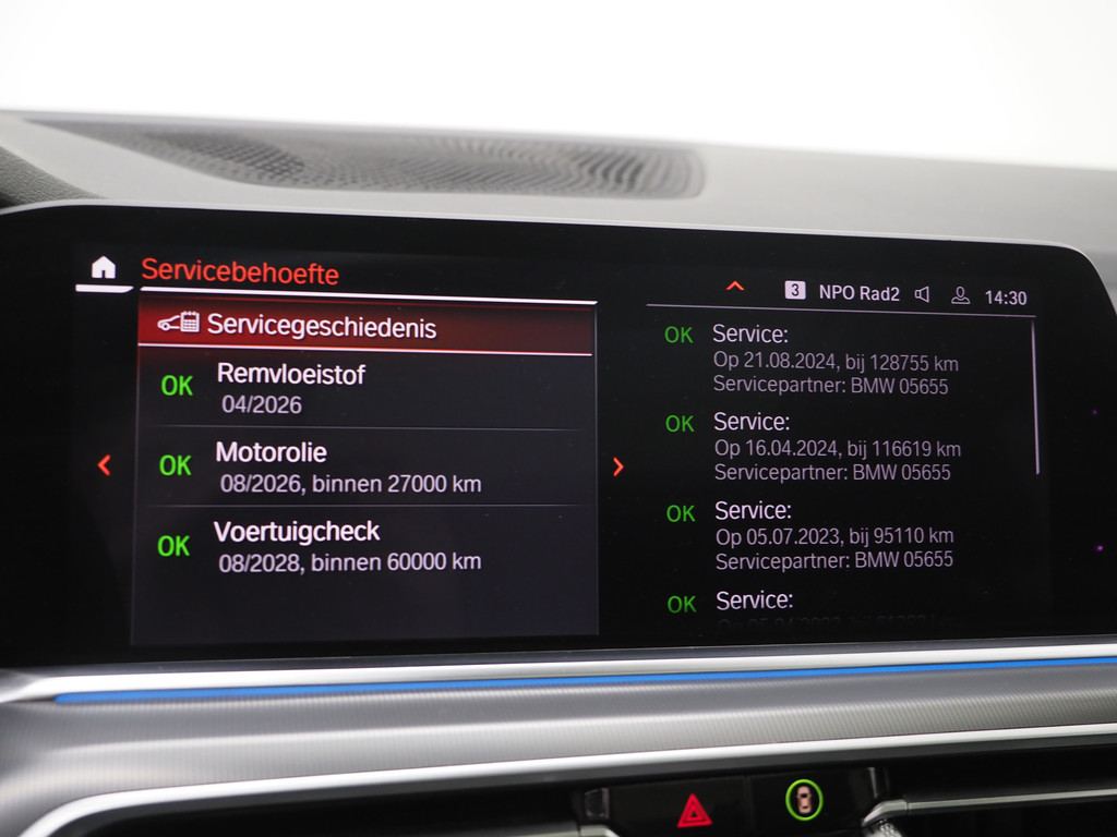 BMW X5 xDrive45e Full Black 31