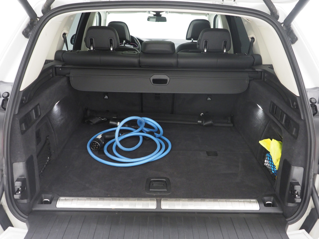 BMW X5 xDrive45e Full Black 43