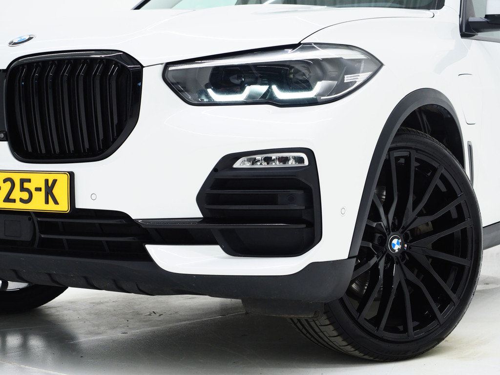 BMW X5 xDrive45e Full Black 5
