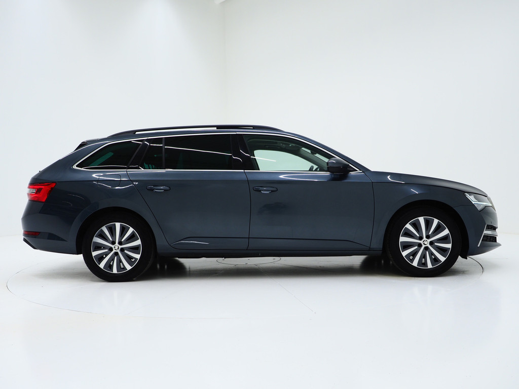 Škoda Superb Combi 1.4 TSI iV 218PK 10