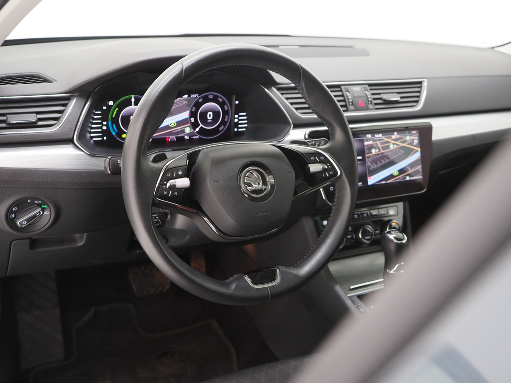 Škoda Superb Combi 1.4 TSI iV 218PK 12
