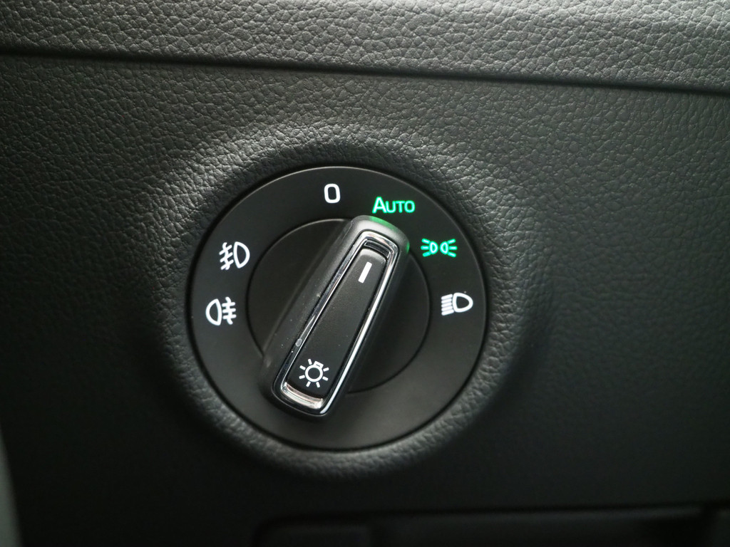 Škoda Superb Combi 1.4 TSI iV 218PK 15