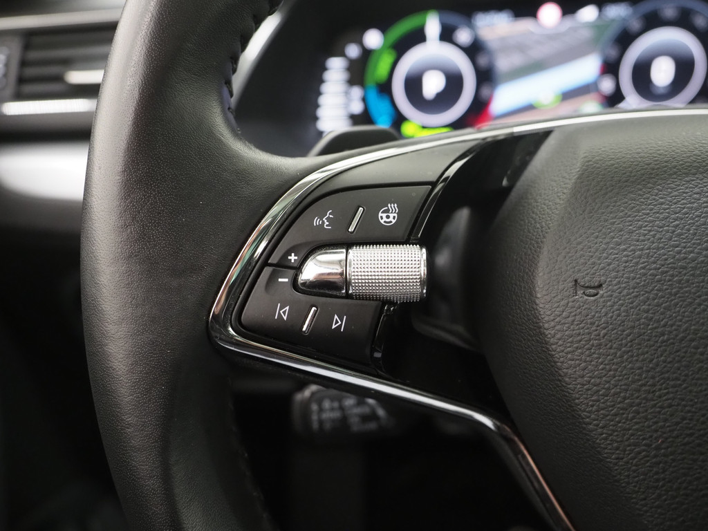 Škoda Superb Combi 1.4 TSI iV 218PK 18