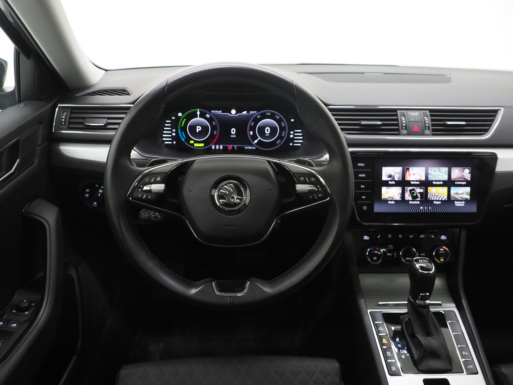 Škoda Superb Combi 1.4 TSI iV 218PK 31