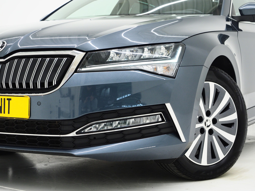 Škoda Superb Combi 1.4 TSI iV 218PK 40