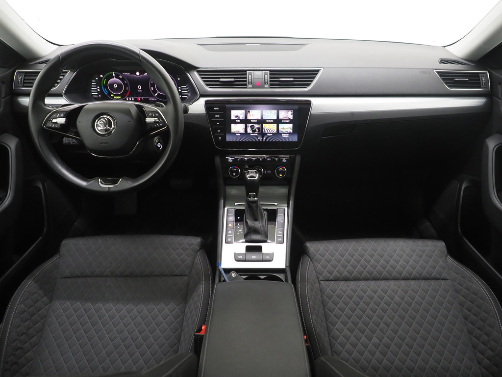 Škoda Superb Combi 1.4 TSI iV 218PK 69