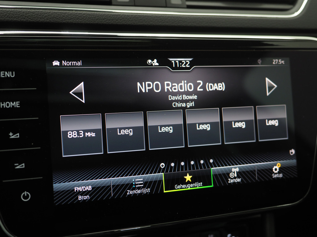 Škoda Superb Combi 1.4 TSI iV Laurin & Klement 28