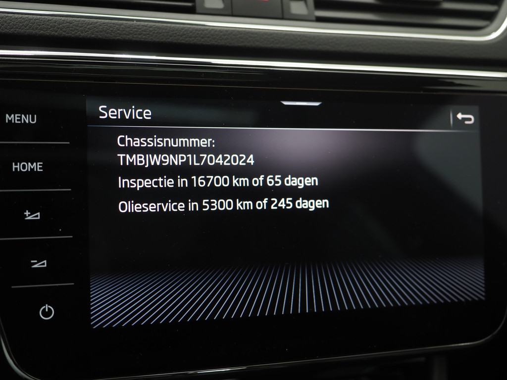 Škoda Superb Combi 1.4 TSI iV Laurin & Klement 74
