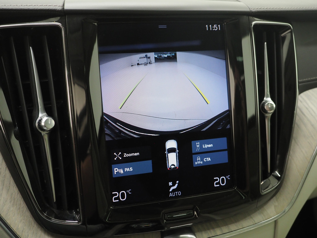 Volvo XC60 2.0 Recharge T8 AWD Inscription 32