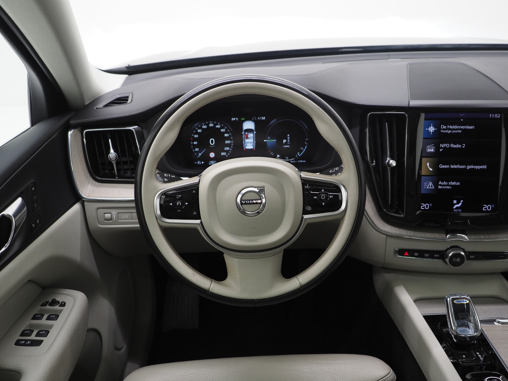 Volvo XC60 2.0 Recharge T8 AWD Inscription 34