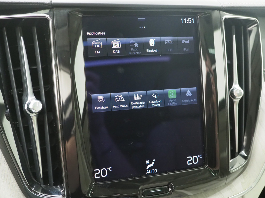 Volvo XC60 2.0 Recharge T8 AWD Inscription 69