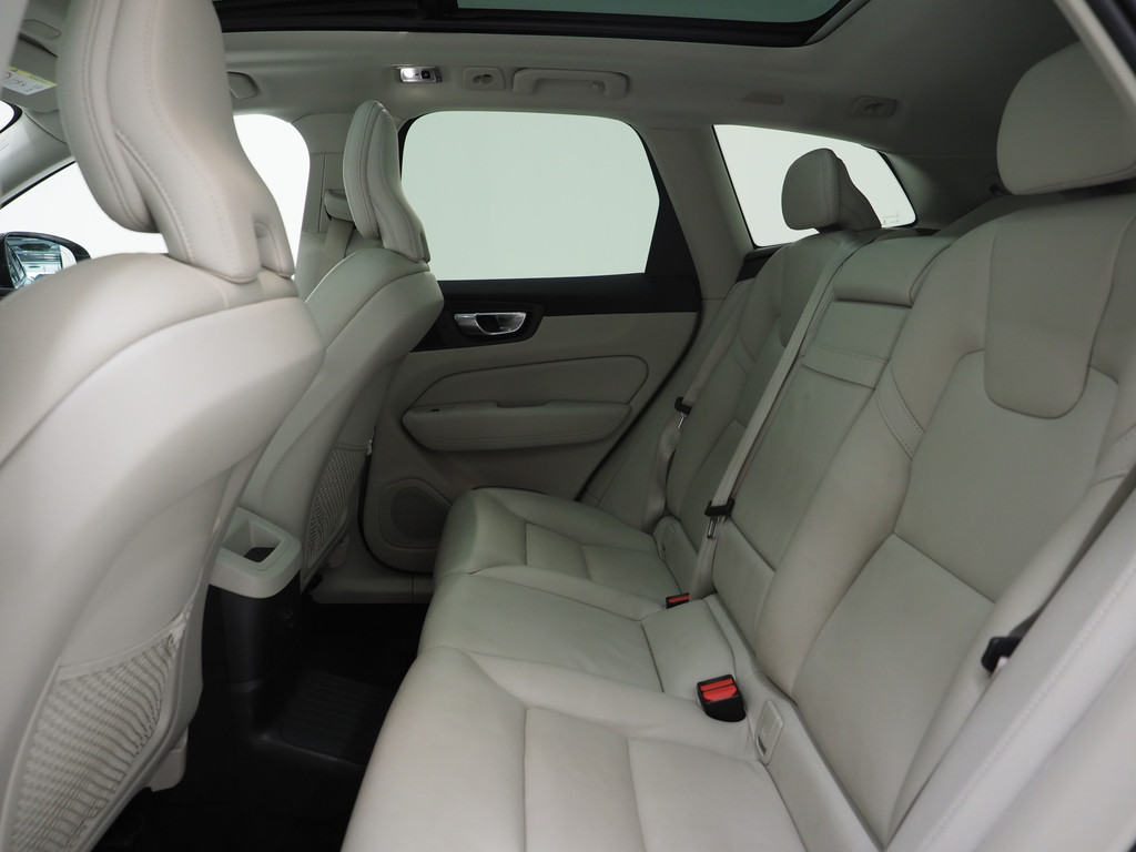 Volvo XC60 2.0 Recharge T8 AWD Inscription 74