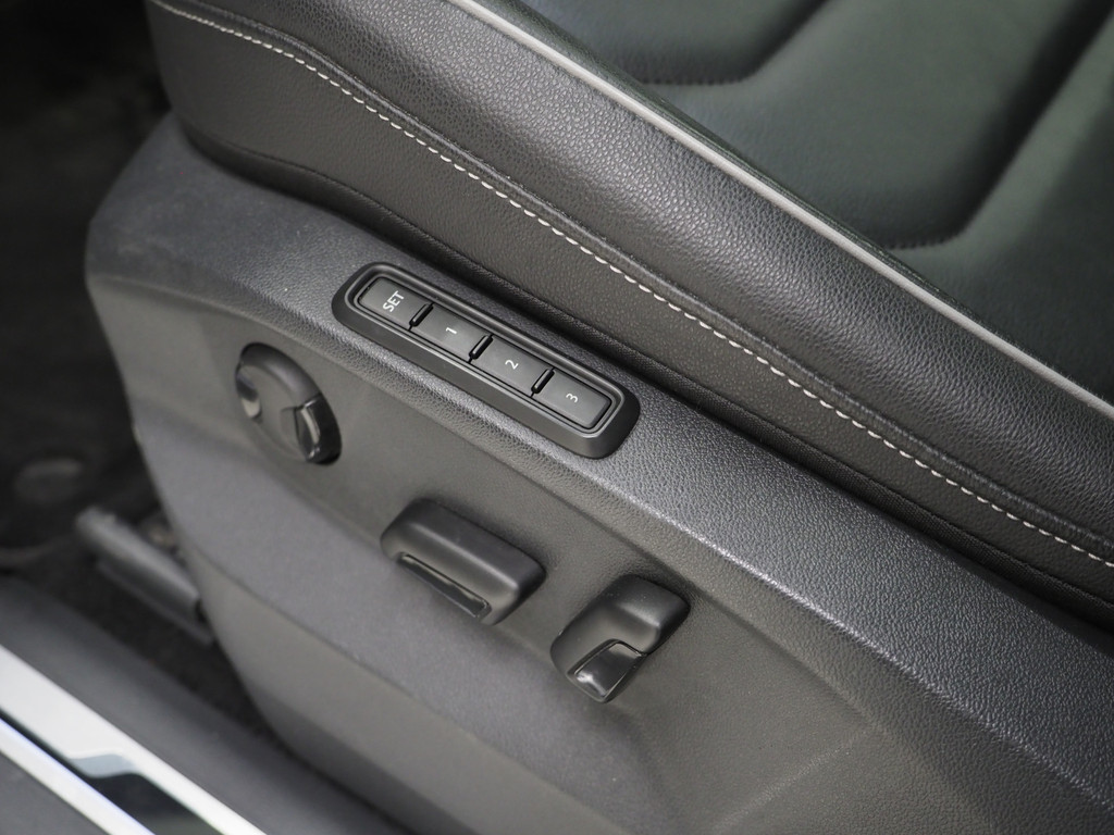 Volkswagen Tiguan 1.4 TSI eHybrid R-Line Exclusive 18