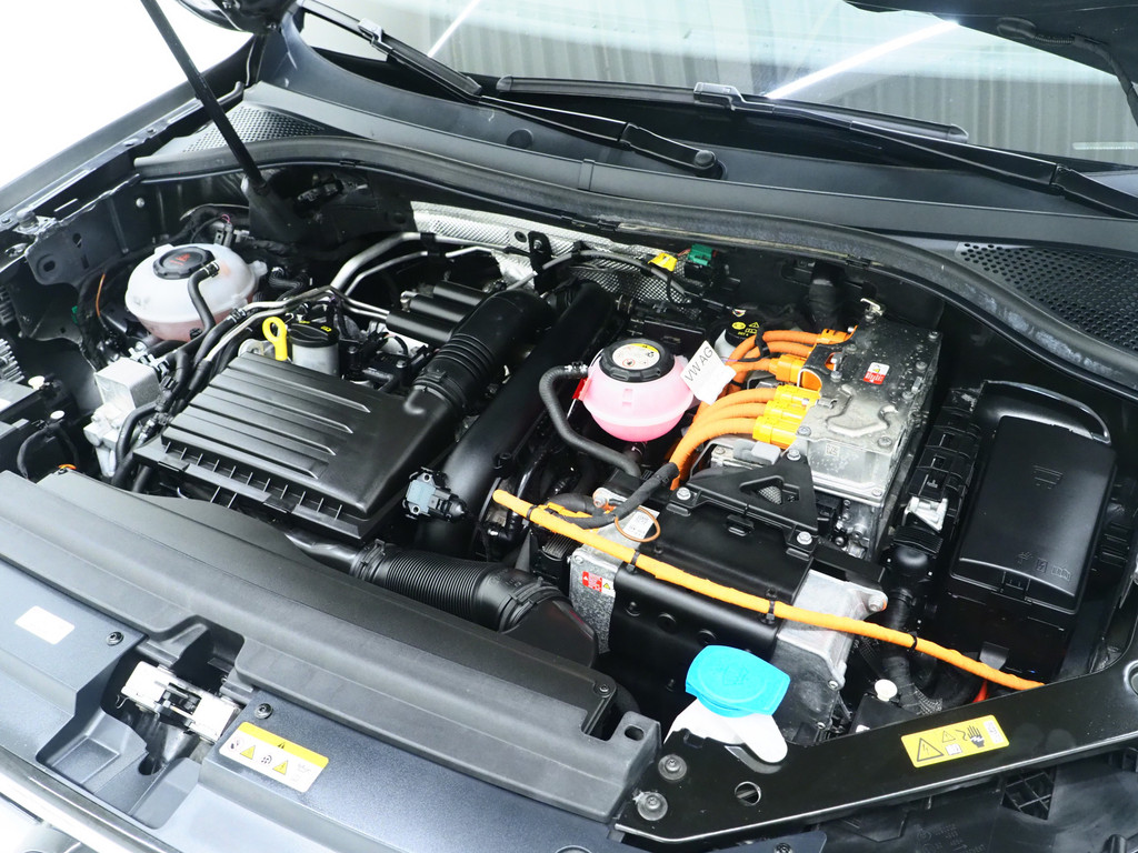 Volkswagen Tiguan 1.4 TSI eHybrid R-Line Exclusive 45