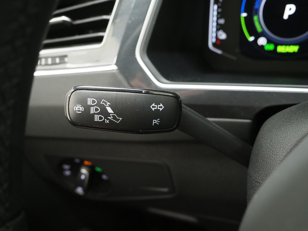 Volkswagen Tiguan 1.4 TSI eHybrid Elegance Exclusive 61