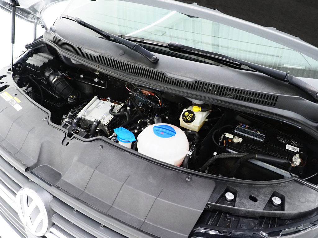 Volkswagen Transporter 2.0 TDI L2H1 30 DC Comfortline 40