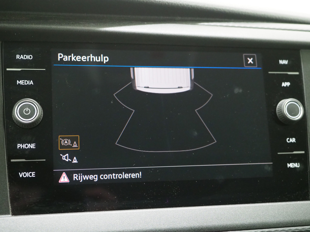 Volkswagen Transporter 2.0 TDI L2H1 30 DC Comfortline 60