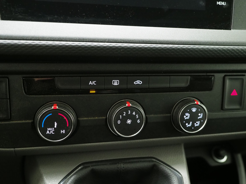 Volkswagen Transporter 2.0 TDI L2H1 30 DC Comfortline 61