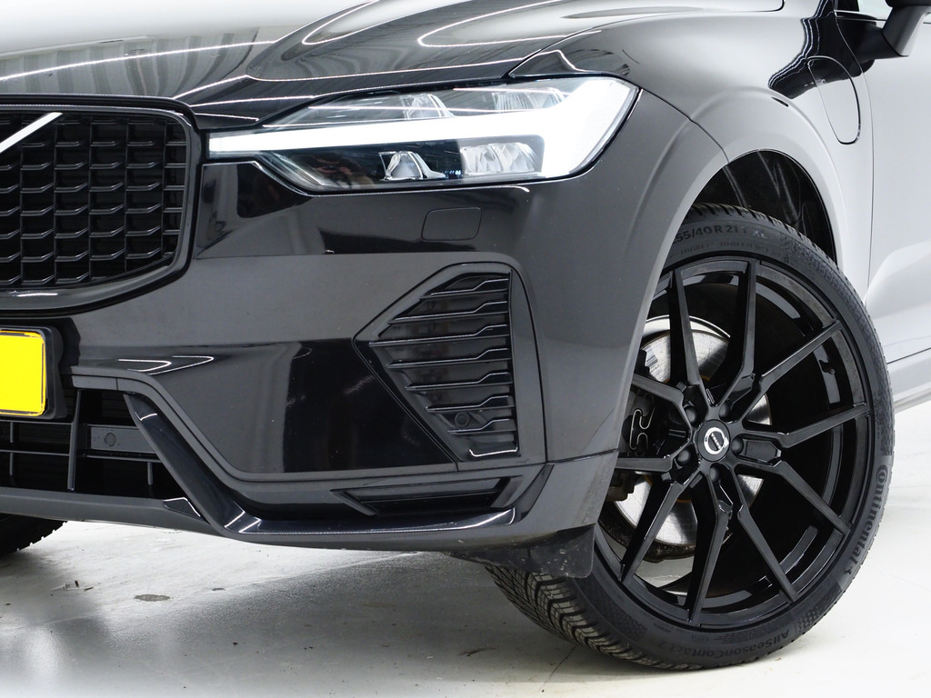 Volvo XC60 2.0 T8 Recharge AWD R-Design Dark 46