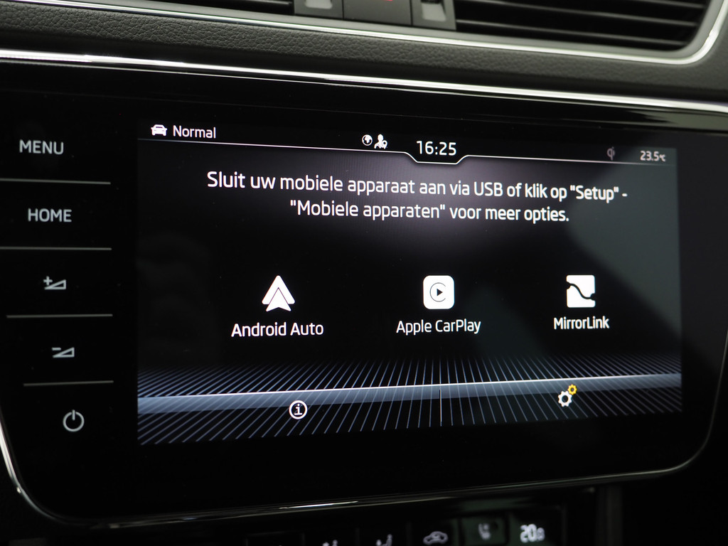 Škoda Superb Combi 1.4 TSI iV Laurin & Klement 30