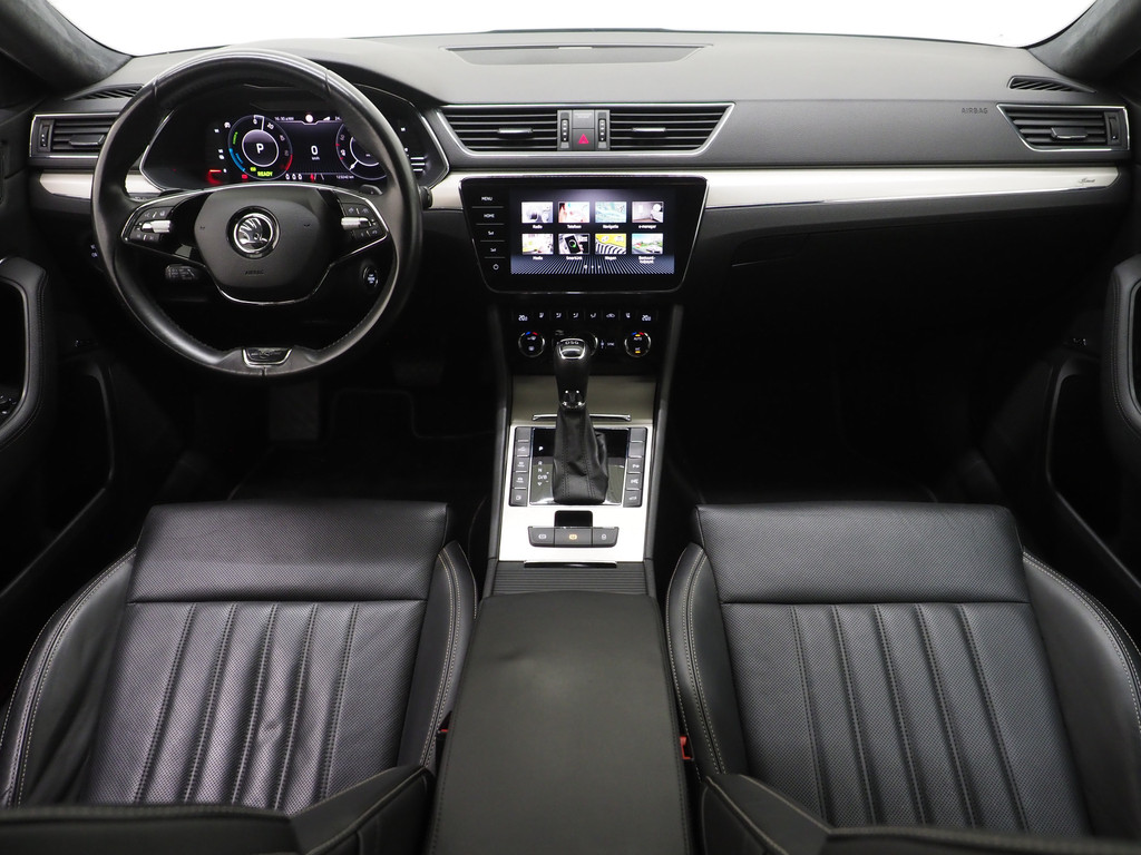Škoda Superb Combi 1.4 TSI iV Laurin & Klement 4