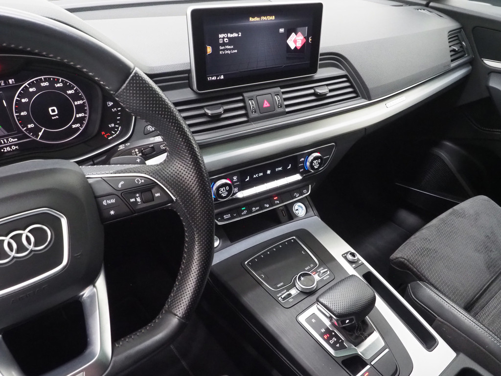 Audi Q5 55 TFSI e quattro Competition 33