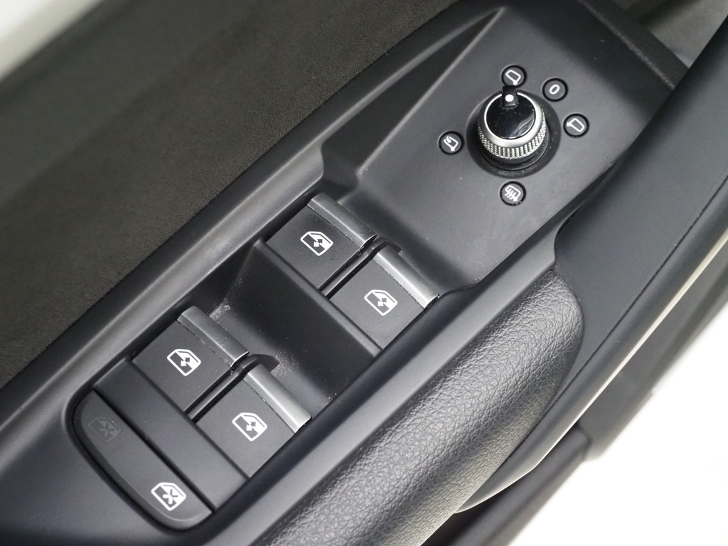 Audi Q5 55 TFSI e quattro Competition 57