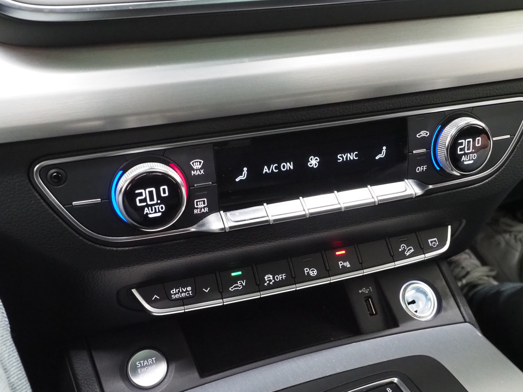 Audi Q5 55 TFSI e quattro Competition 71