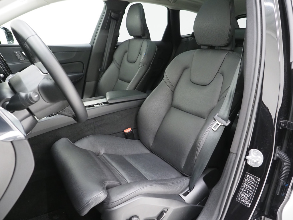 Volvo XC60 2.0 T6 Recharge AWD Plus Long Range 3