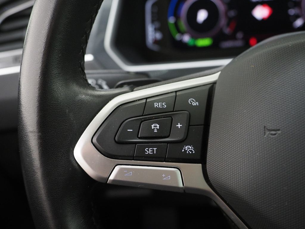 Volkswagen Tiguan 1.4 TSI eHybrid Elegance Exclusive 21