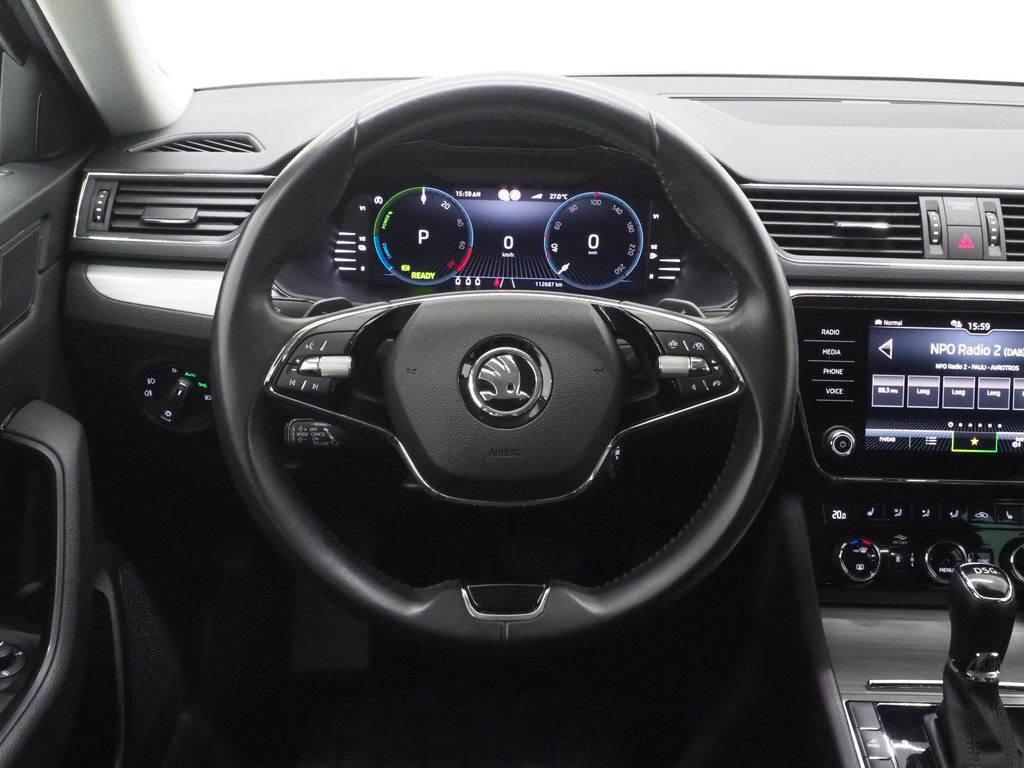 Škoda Superb 1.4 TSI iV 218PK 32