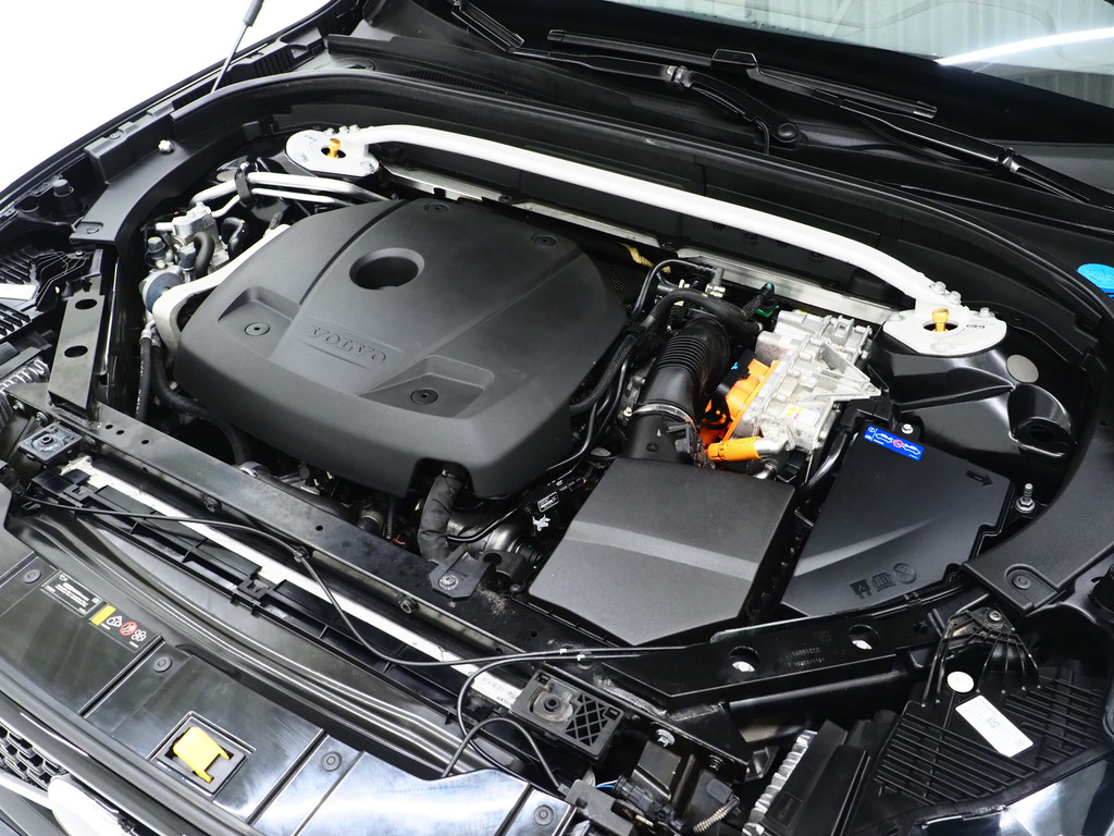 Volvo XC60 2.0 T8 AWD Polestar Engineered Long Range 6