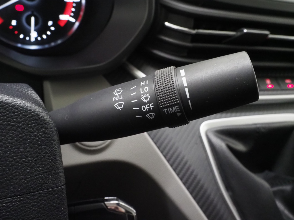 Maxus Deliver 9 2.0 CIT L3H2 Luxe 3 Zits 51