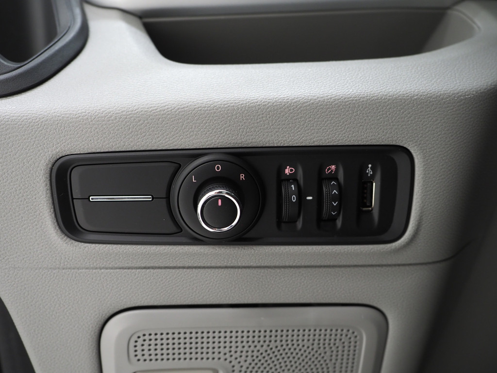 Maxus Deliver 9 2.0 CIT L3H2 Luxe 3 Zits 16