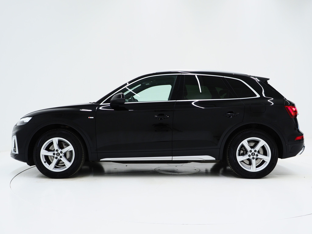 Audi Q5 55 TFSI e quattro Competition 1